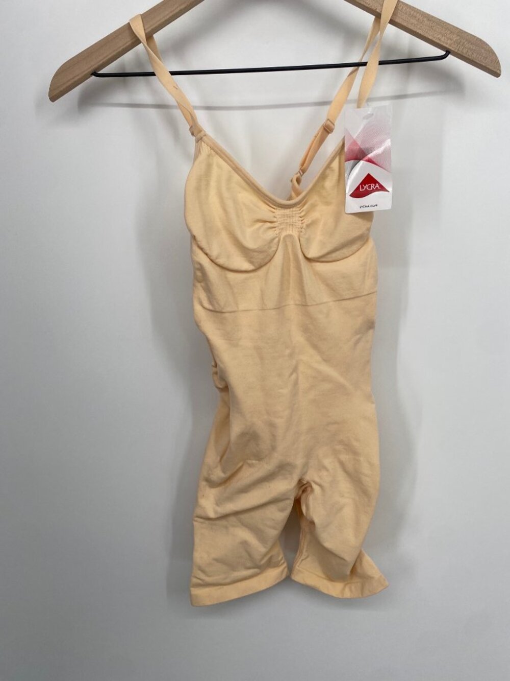 LYCRA BODY SUIT SLIMWEAR NUDE COLOR SIZE S/M NWT
